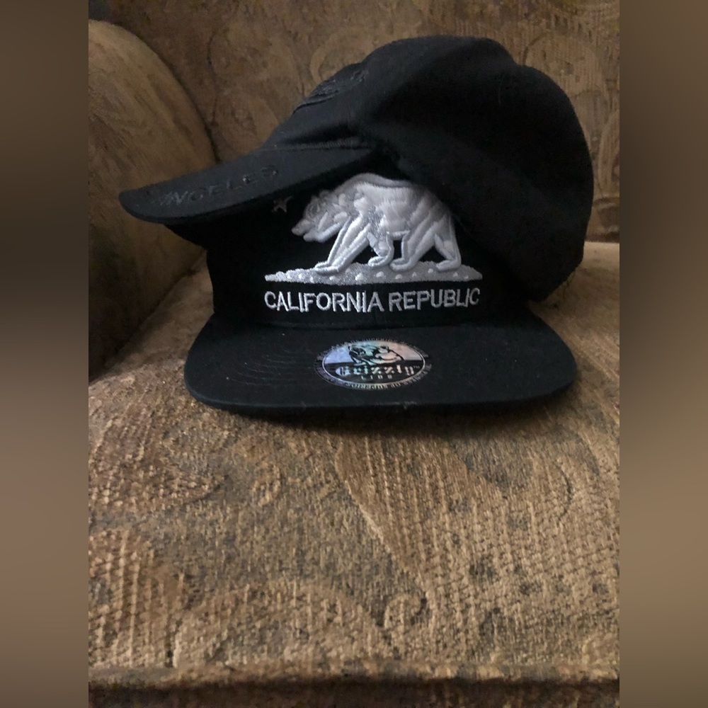 2 Hats California/LA